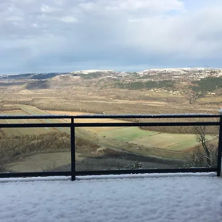 Casa Emanuel Nyaraló Motovun